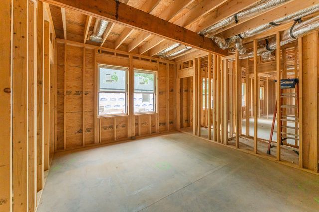 1868 S 13th Street, Ozark, MO 65721