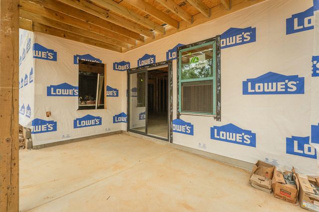 1868 S 13th Street, Ozark, MO 65721