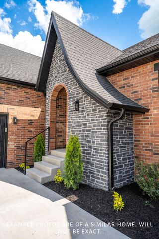 1868 S 13th Street, Ozark, MO 65721