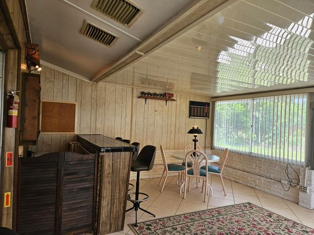 5531 S 37th Street, Greenacres, FL 33463