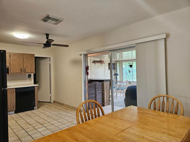 5531 S 37th Street, Greenacres, FL 33463