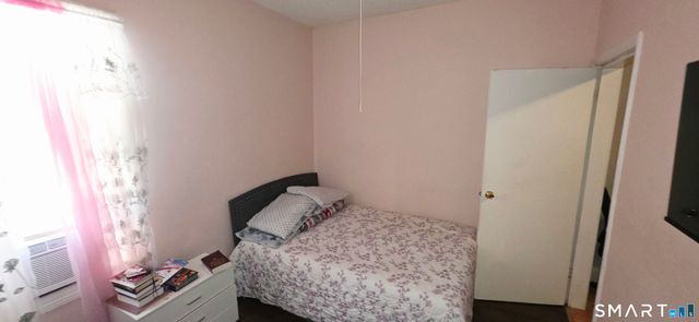 74-76 Hill Street, Bridgeport, CT 06606