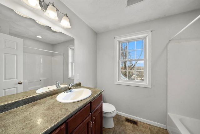 6 Fairlawn, Burlington, MA 01803