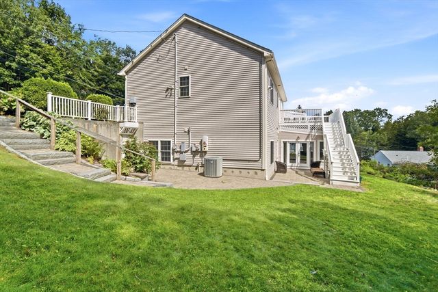 6 Fairlawn, Burlington, MA 01803