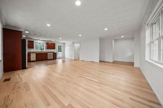 6 Fairlawn, Burlington, MA 01803