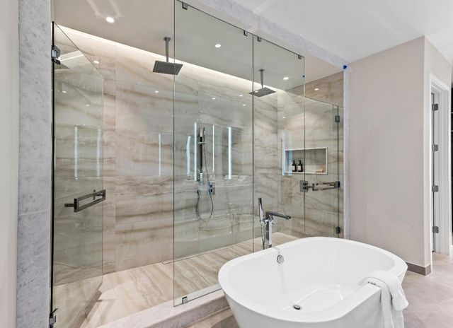 220 SE Mizner Boulevard Ph-24, Boca Raton, FL 33432