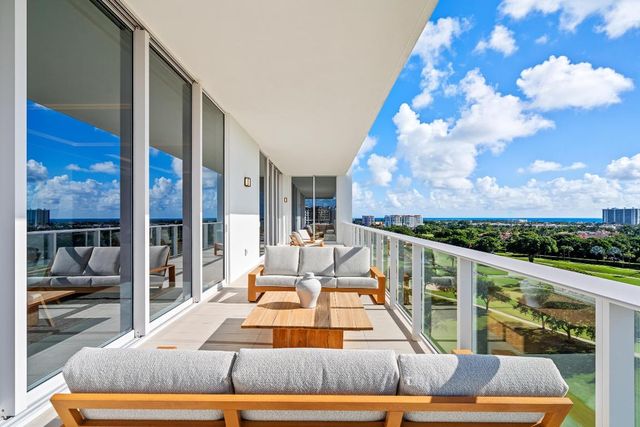 220 SE Mizner Boulevard Ph-24, Boca Raton, FL 33432