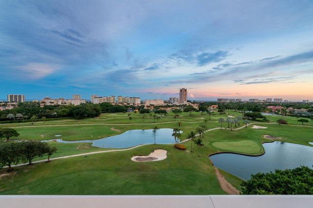 220 SE Mizner Boulevard Ph-24, Boca Raton, FL 33432