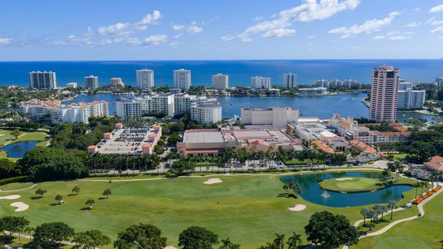 220 SE Mizner Boulevard Ph-24, Boca Raton, FL 33432