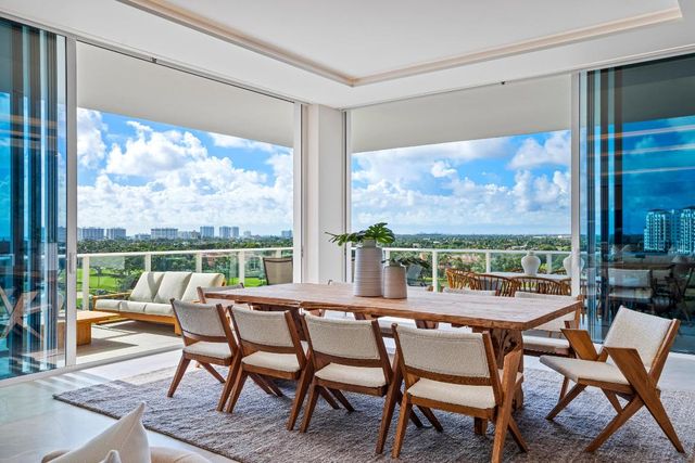 220 SE Mizner Boulevard Ph-24, Boca Raton, FL 33432