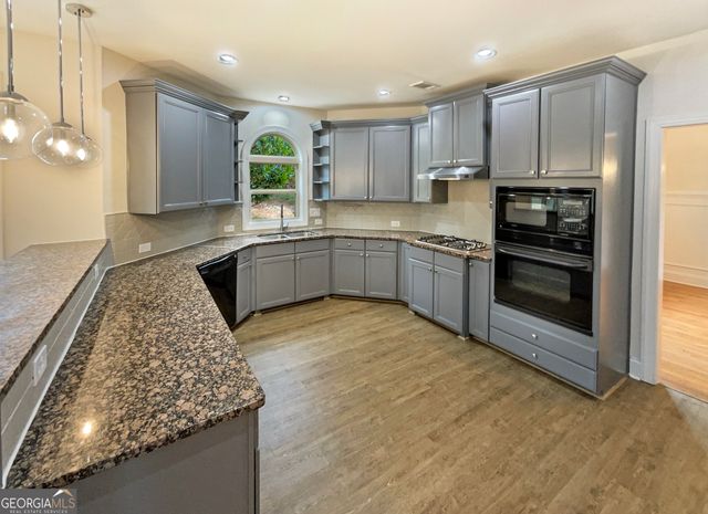 6508 Terraglen Way, Locust Grove, GA 30248