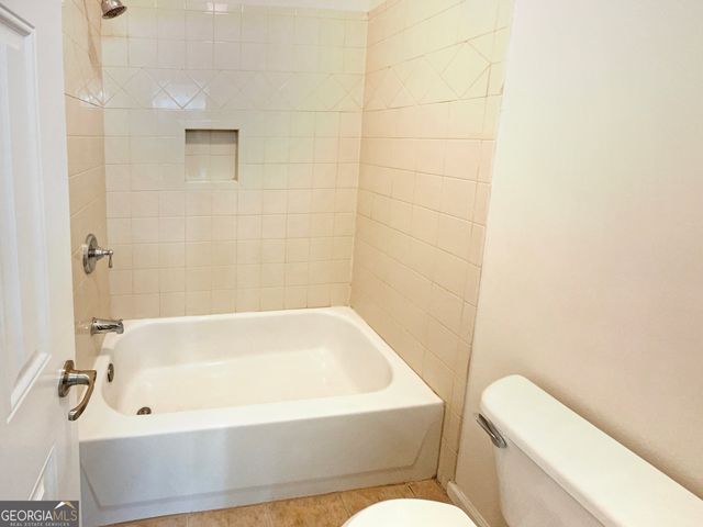 6508 Terraglen Way, Locust Grove, GA 30248