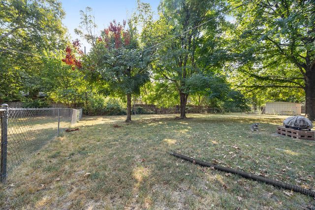 2816 Susan Carol Lane, Fayetteville, AR 72703