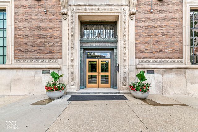 350 N Meridian Street 901, Indianapolis, IN 46204