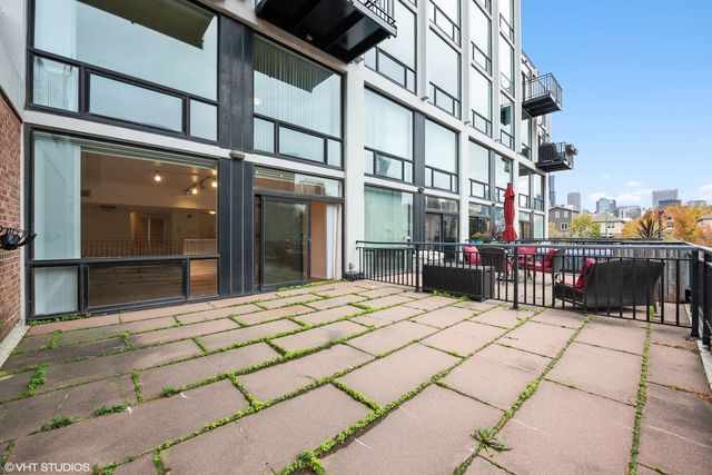 61 W 15th Street 204, Chicago, IL 60605