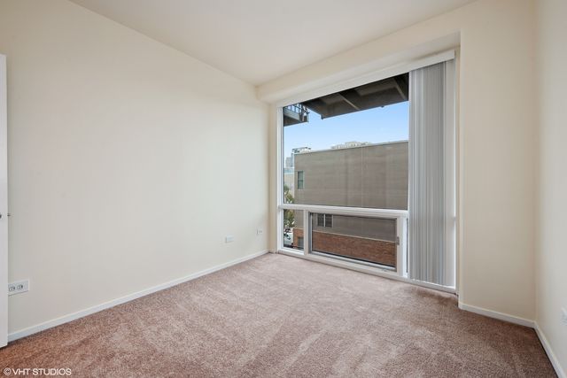 61 W 15th Street 204, Chicago, IL 60605