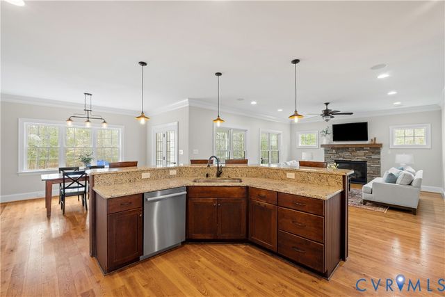 9305 Climbing Jasmine Way, Ashland, VA 23005