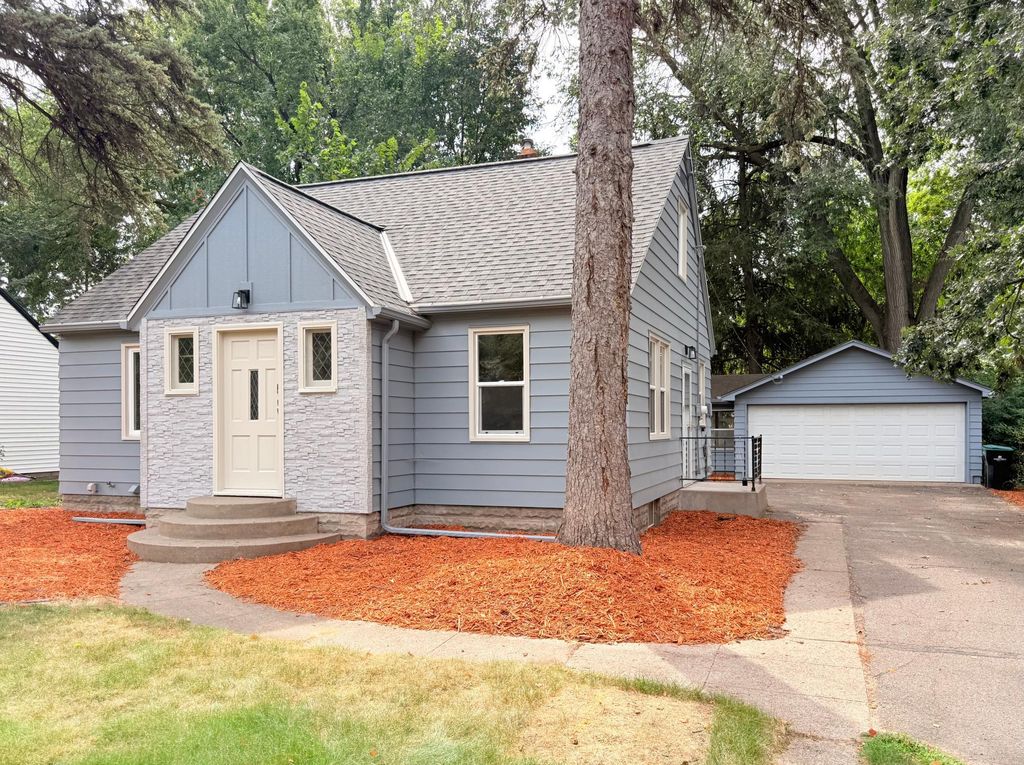 1896 Glenpaul Avenue, Arden Hills, MN 55112 — exterior