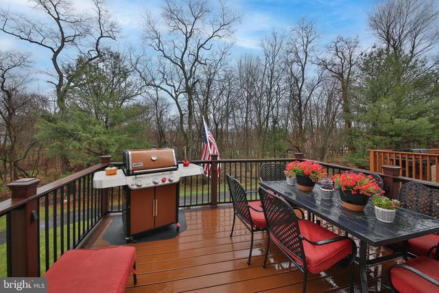 133 FAIRWAY DR, Trappe, PA 19426