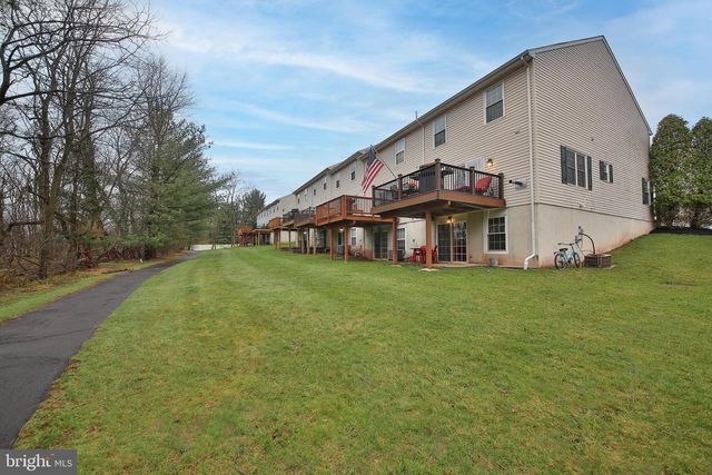 133 FAIRWAY DR, Trappe, PA 19426