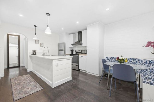13788 Ruette Le Parc D, Del Mar, CA 92014