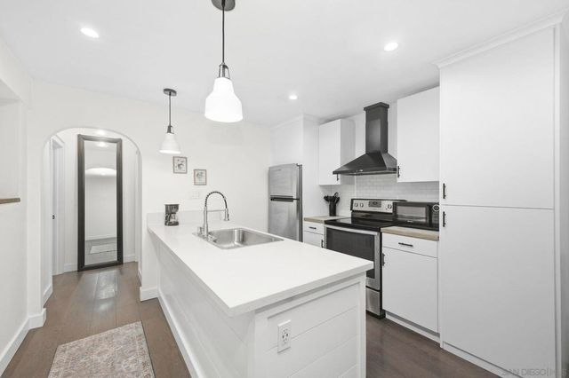 13788 Ruette Le Parc D, Del Mar, CA 92014