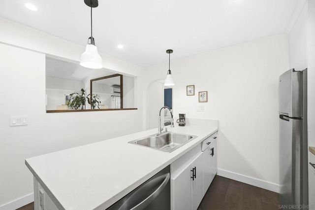 13788 Ruette Le Parc D, Del Mar, CA 92014