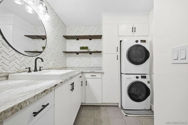 13788 Ruette Le Parc D, Del Mar, CA 92014