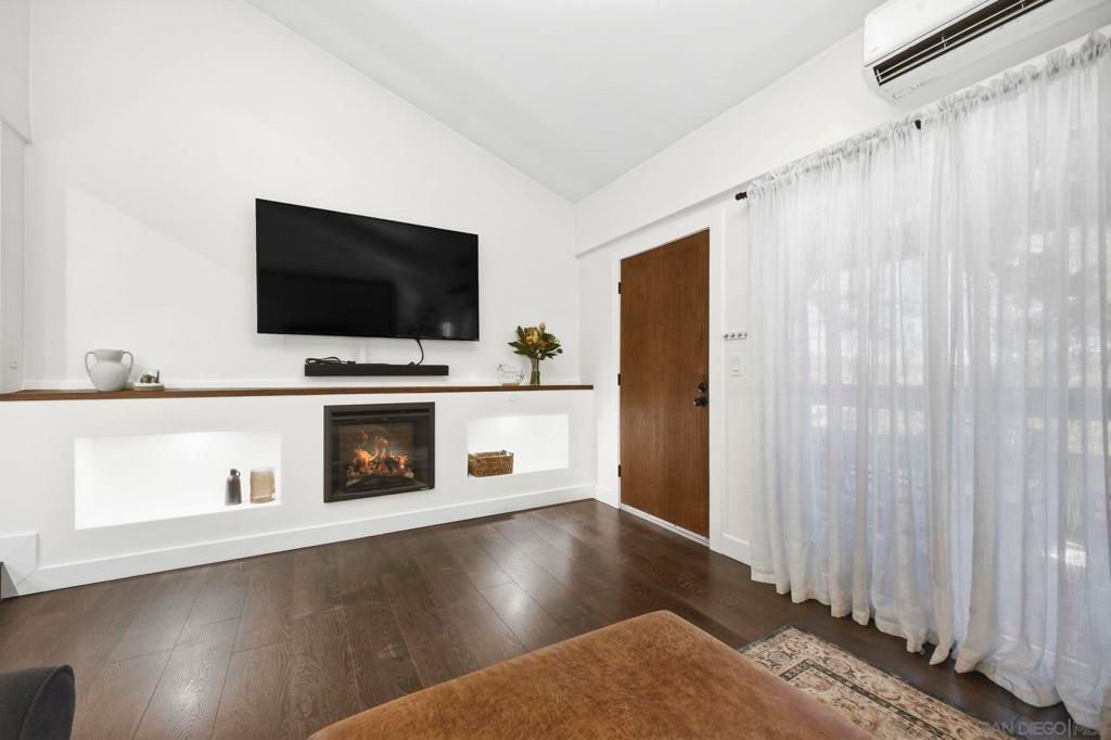 Image 12 of property listing at 13788 Ruette Le Parc D, Del Mar, CA 92014