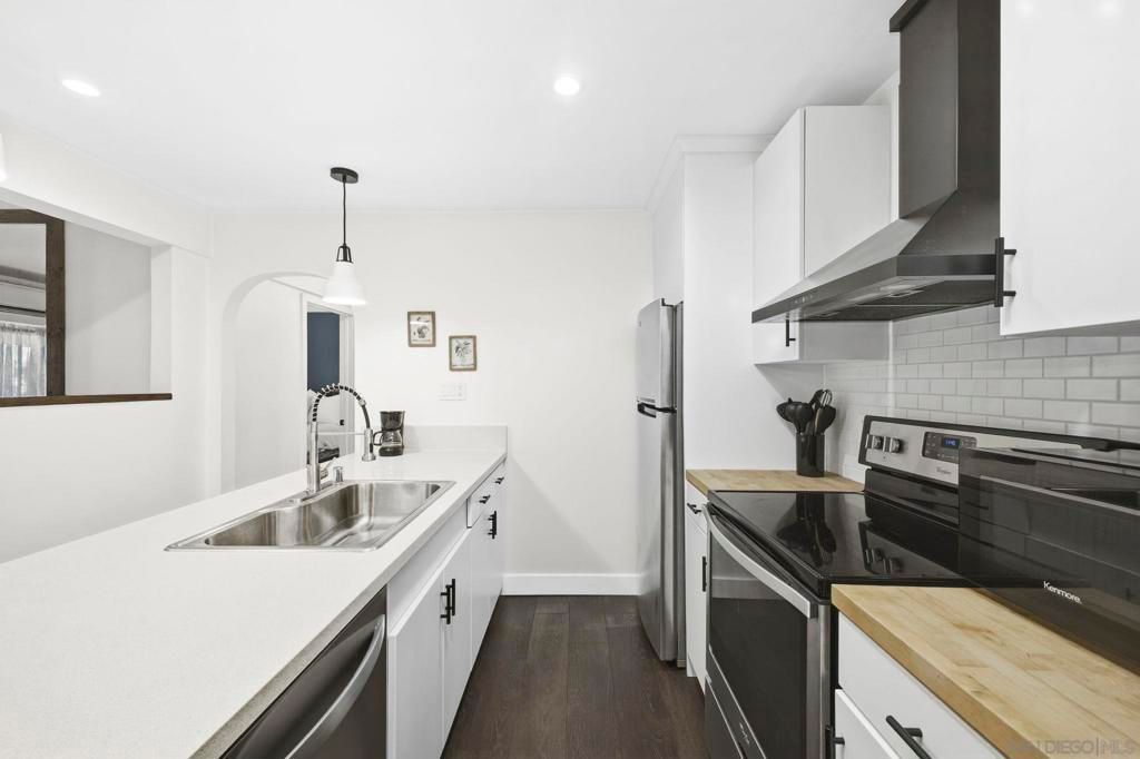 Image 21 of property listing at 13788 Ruette Le Parc D, Del Mar, CA 92014