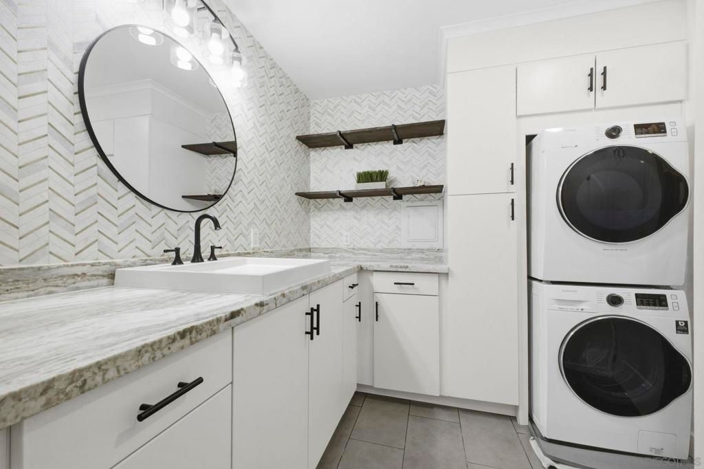 Image 34 of property listing at 13788 Ruette Le Parc D, Del Mar, CA 92014