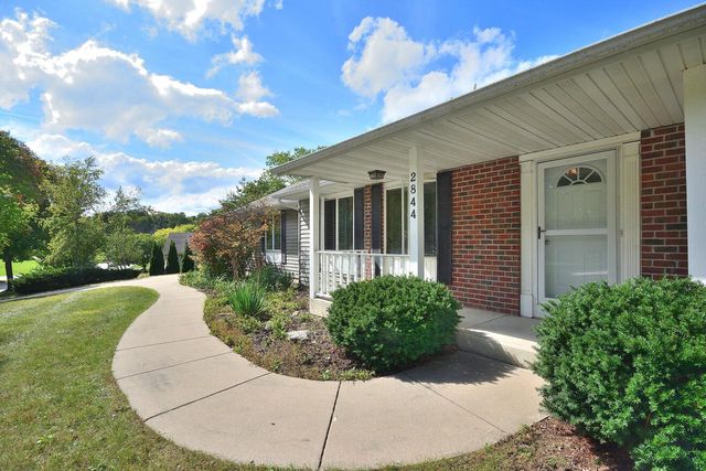 2844 Apache PASS, Waukesha, WI 53188