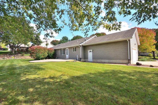 2844 Apache PASS, Waukesha, WI 53188