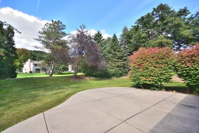 2844 Apache PASS, Waukesha, WI 53188