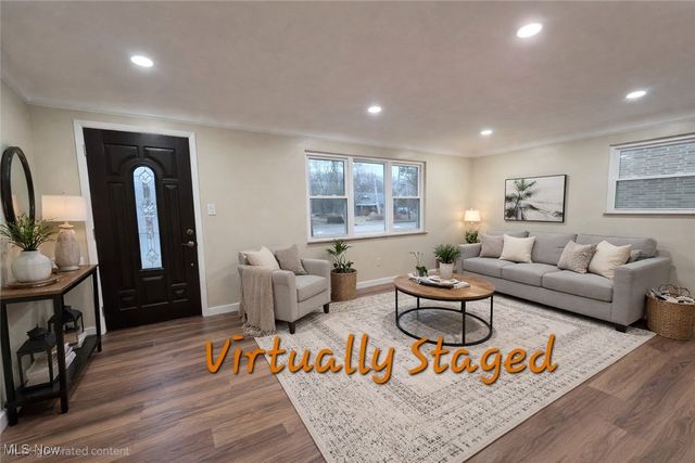 6660 State Road, Parma, OH 44134