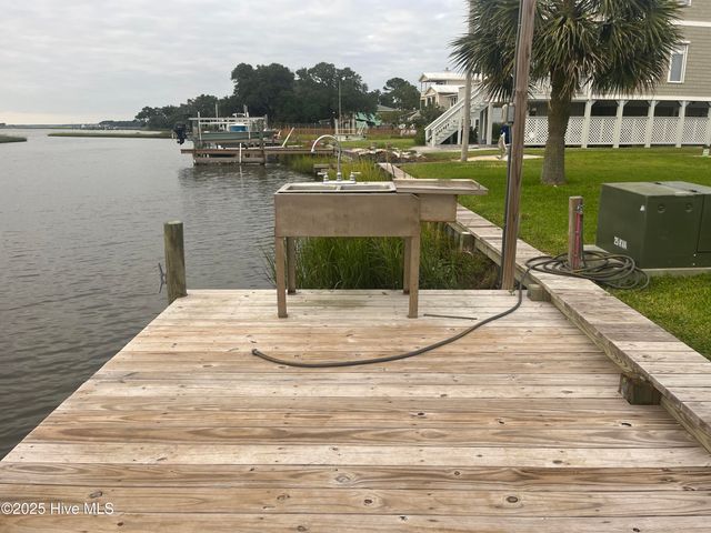 109 Cedar Lane 8, Cedar Point, NC 28584