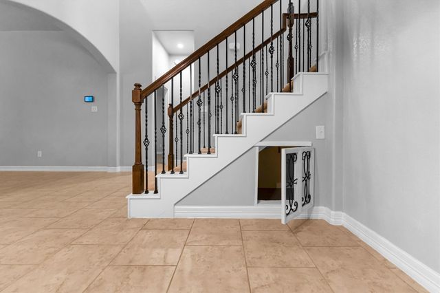255 New Harmony Trail, Spring, TX 77389