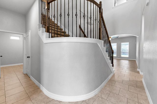 255 New Harmony Trail, Spring, TX 77389
