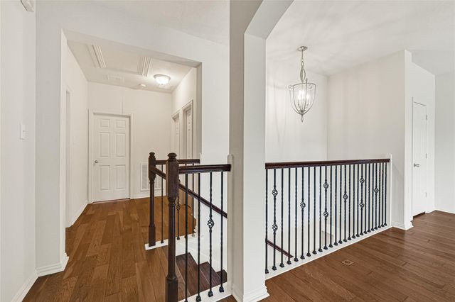 74 E Arbor Camp Circle, The Woodlands, TX 77389