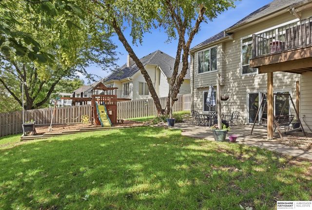 15733 Lake Street, Omaha, NE 68116