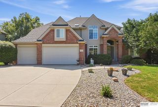 15733 Lake Street, Omaha, NE 68116