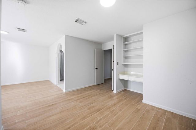 16202 Mill Point Drive, Houston, TX 77059
