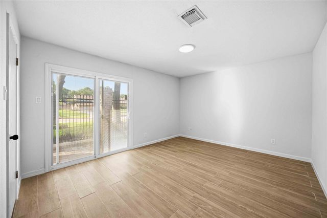 16202 Mill Point Drive, Houston, TX 77059