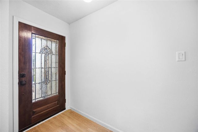 16202 Mill Point Drive, Houston, TX 77059