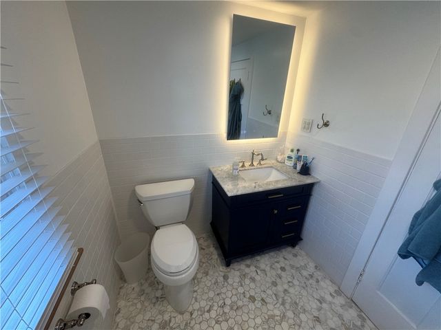 9 Dellwood Avenue, Oakwood, OH 45419