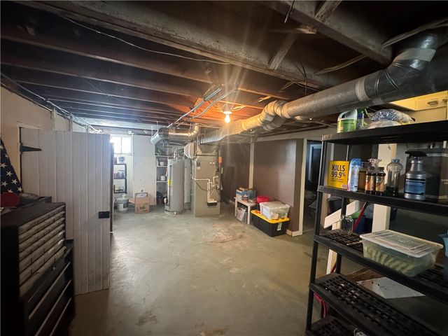 9 Dellwood Avenue, Oakwood, OH 45419
