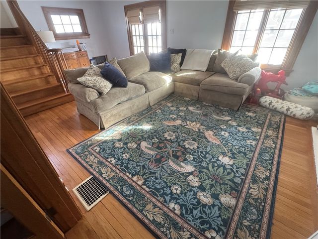 9 Dellwood Avenue, Oakwood, OH 45419