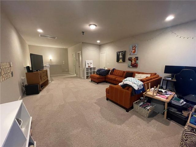 1404 Madison Avenue, Bentonville, AR 72713