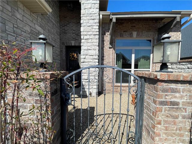 1404 Madison Avenue, Bentonville, AR 72713