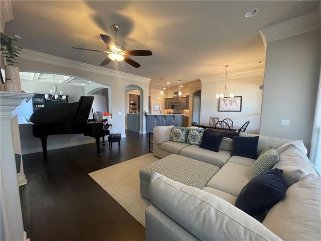 1404 Madison Avenue, Bentonville, AR 72713